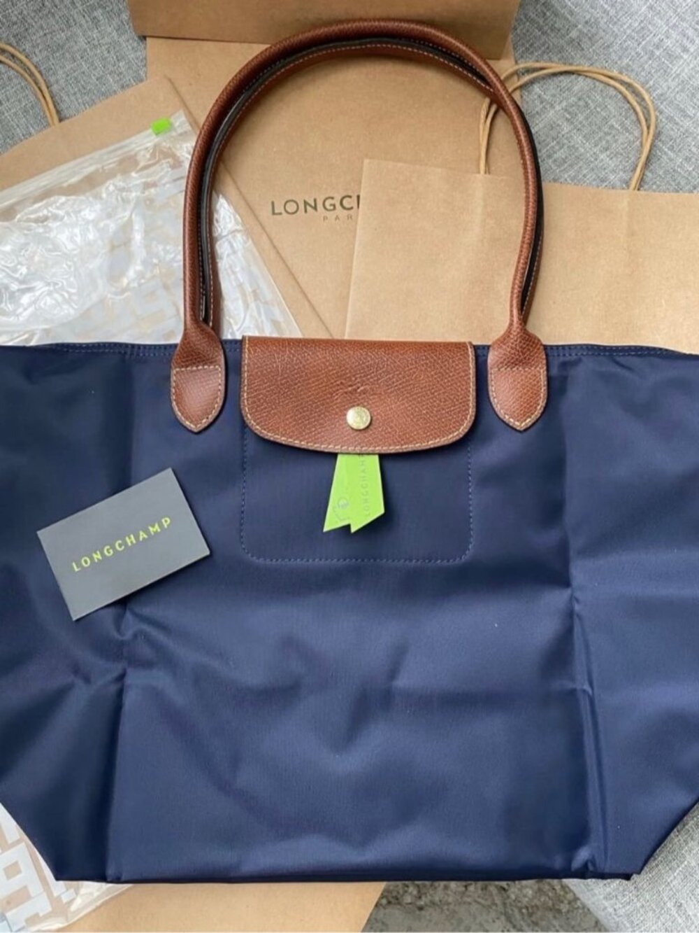 New Large Longchamp - Picture 2 of 5